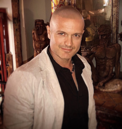 Fabio Zuliani: regista, scrittore e performer.